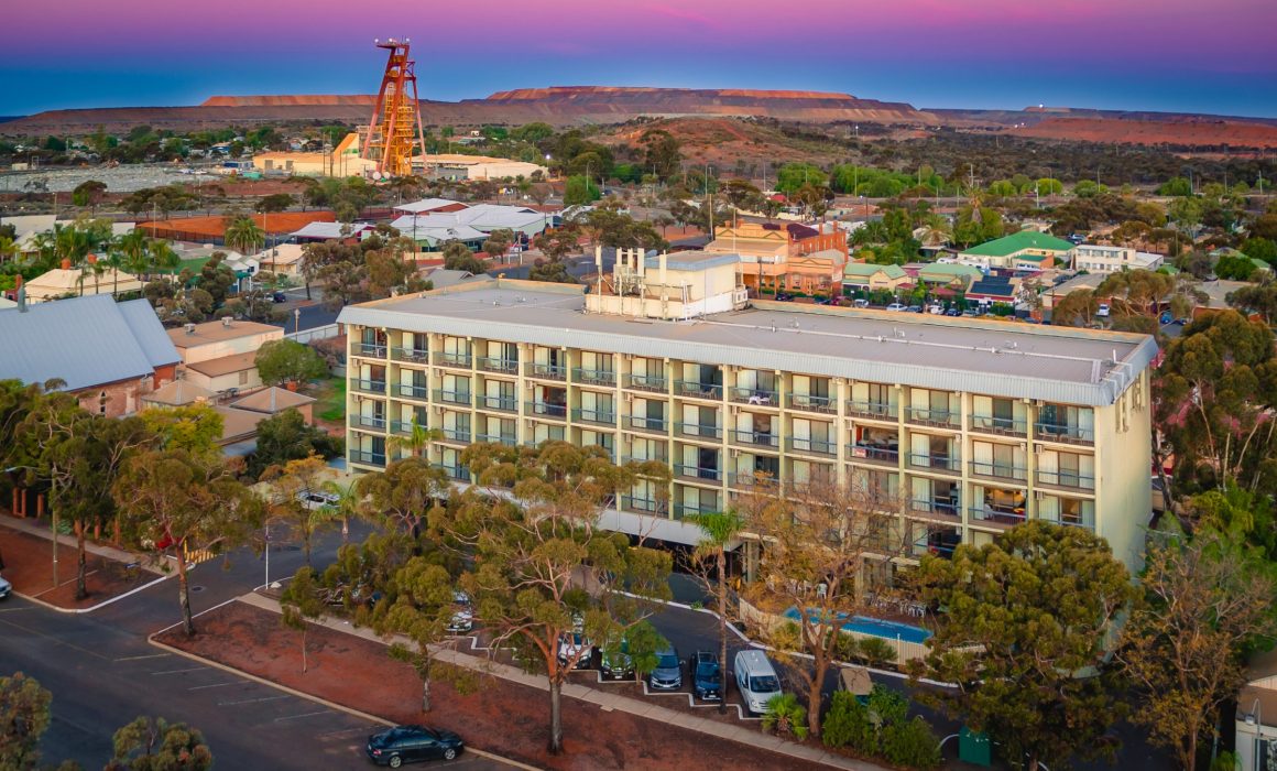 The Kalgoorlie Plaza Hotel from above, Kalgoorlie town in background